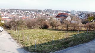 kleines Baugrundstück in schöner Lage mit guten Proportionen Bild