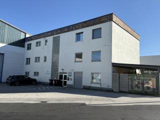 ca. 200 m² große Büroräumlichkeiten günstig zu vermieten Bild