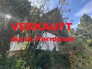stark renovierungsbedürftiges Fertigteilhaus  mit Vollkeller, und wunderschönem Garten Bild