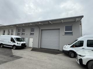 vielseitig verwendbares Betriebsobjekt in Toplage bei der Schnellstraßenabfahrt Sigleß zu vermieten Bild