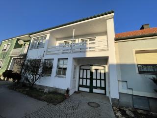 ehemalige Gastronomie- bzw. Cateringbetrieb für vielseitige Nutzung geeignet Bild